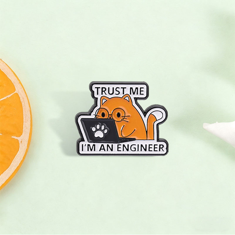 I'm An Engineer Quote Enamel P - مراجعة Laptop Accessories Design وسعره
