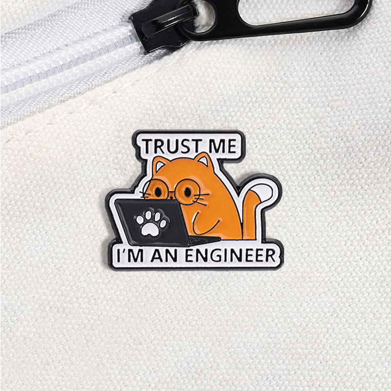 I'm An Engineer Quote Enamel P - مراجعة Laptop Accessories Design وسعره